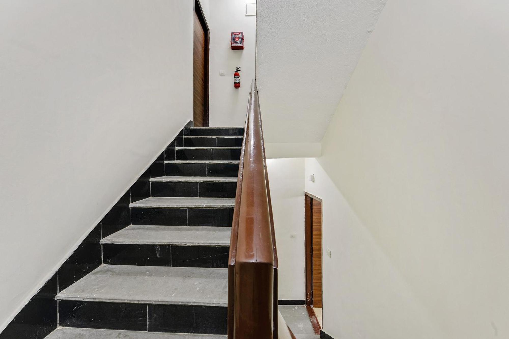 Hotel O Home G-Cloud Near Thirumangalam Metro Station Chennai Eksteriør bilde